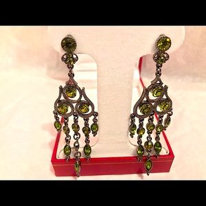 COSTUME FASHION JEWELRY EARRINGS